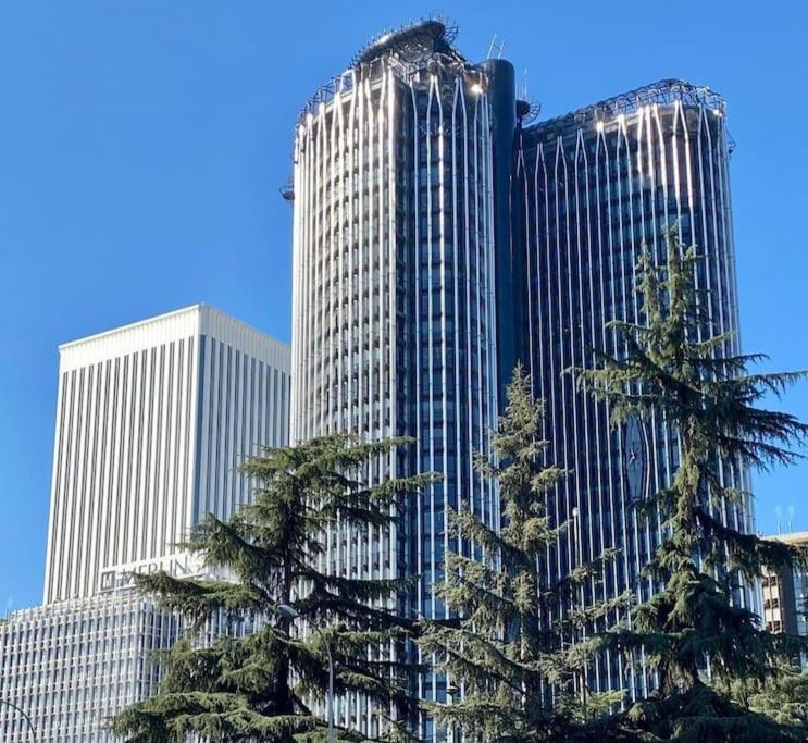 Oasis Urbano En El Corazon Financiero / Castellana Appartement Madrid Buitenkant foto