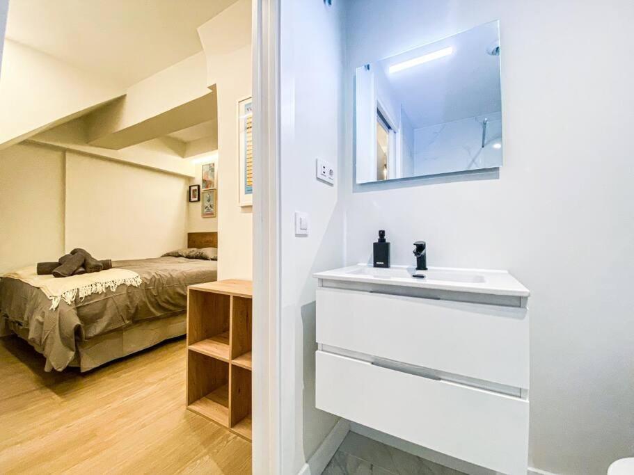 Oasis Urbano En El Corazon Financiero / Castellana Appartement Madrid Buitenkant foto