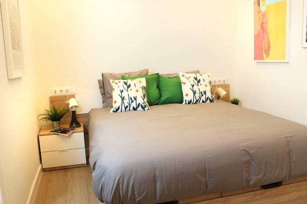 Oasis Urbano En El Corazon Financiero / Castellana Appartement Madrid Buitenkant foto