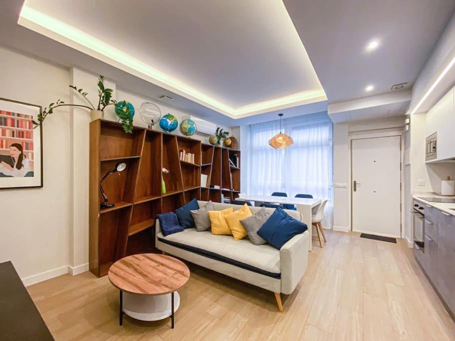 Oasis Urbano En El Corazon Financiero / Castellana Appartement Madrid Buitenkant foto